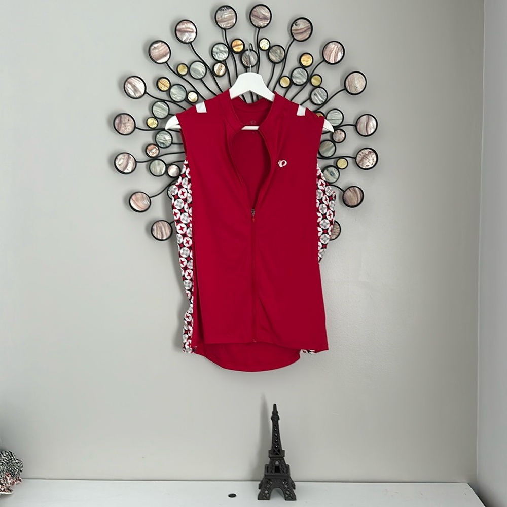 Red. Pearl Izumi - Bicycle vest. Size:XL